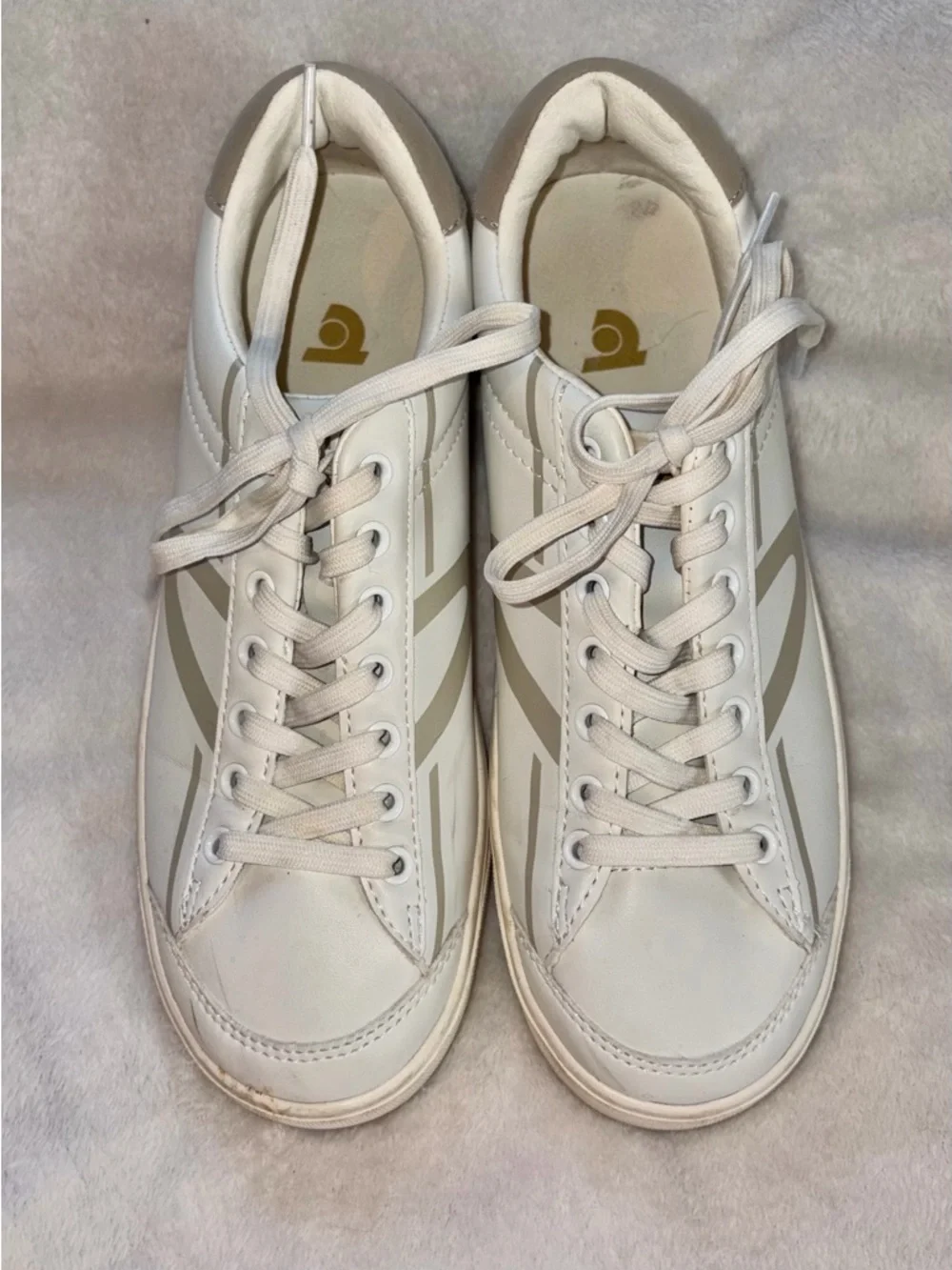 Tretorn Leather Sneakers sz 8 - Picture 2 of 9